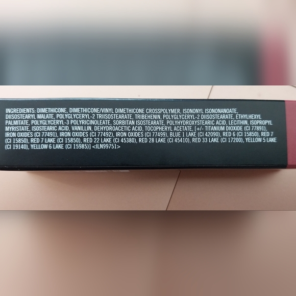 NEW: 🦋 MAC - Powder Kiss Liquid Lipcolour - Picture 6 of 6